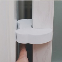 Anti-grip door stopper